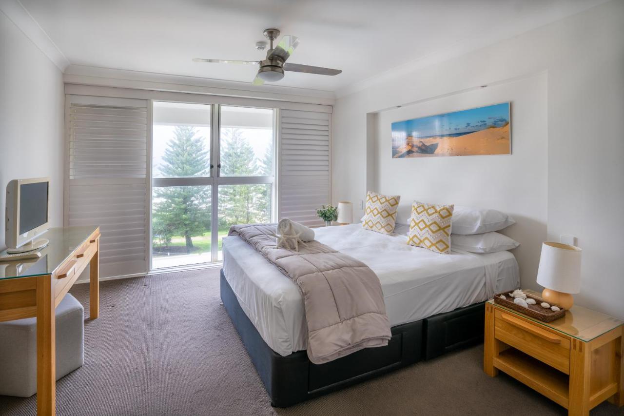 Cashelmara Beachfront Apartments Голд-Кост Экстерьер фото