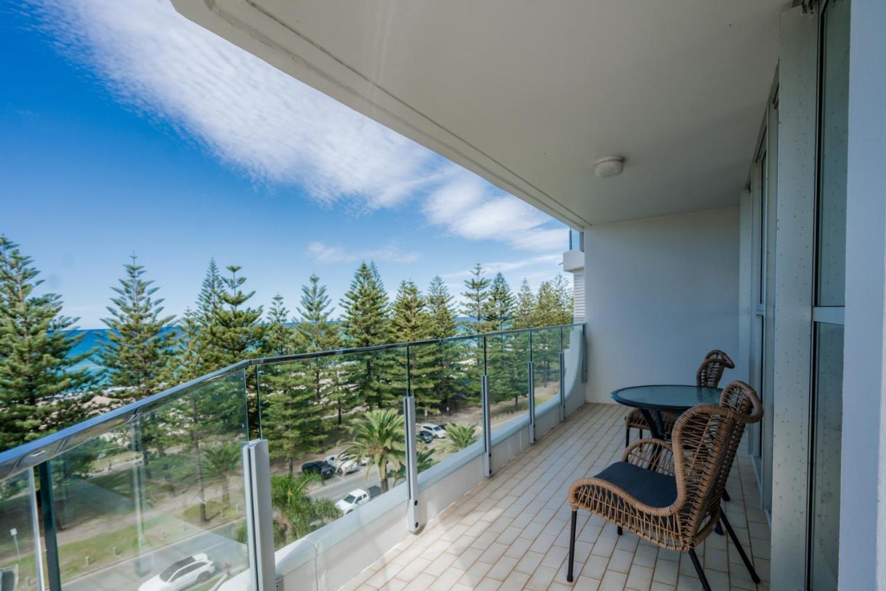 Cashelmara Beachfront Apartments Голд-Кост Экстерьер фото