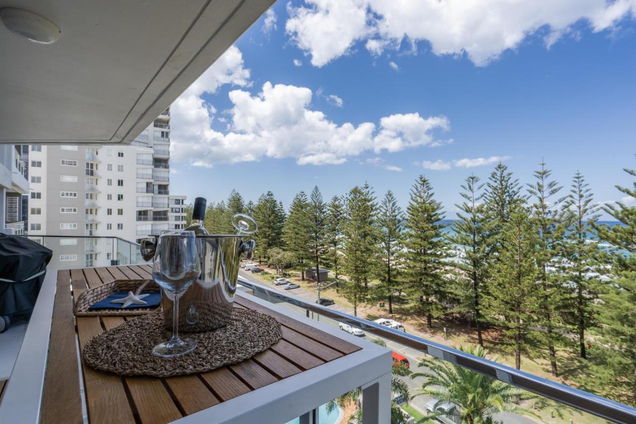 Cashelmara Beachfront Apartments Голд-Кост Экстерьер фото