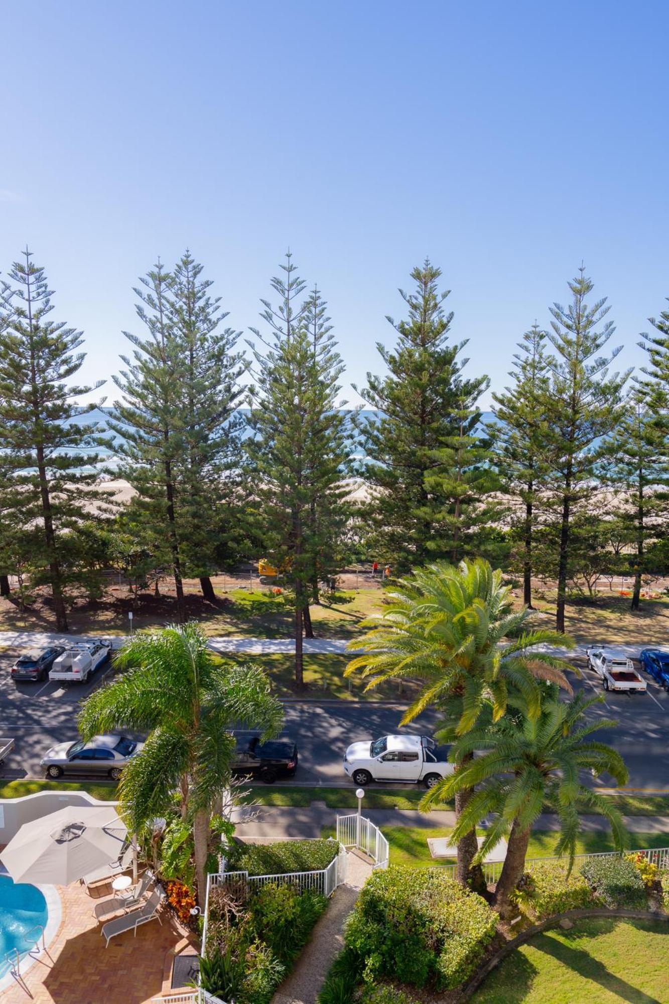 Cashelmara Beachfront Apartments Голд-Кост Экстерьер фото